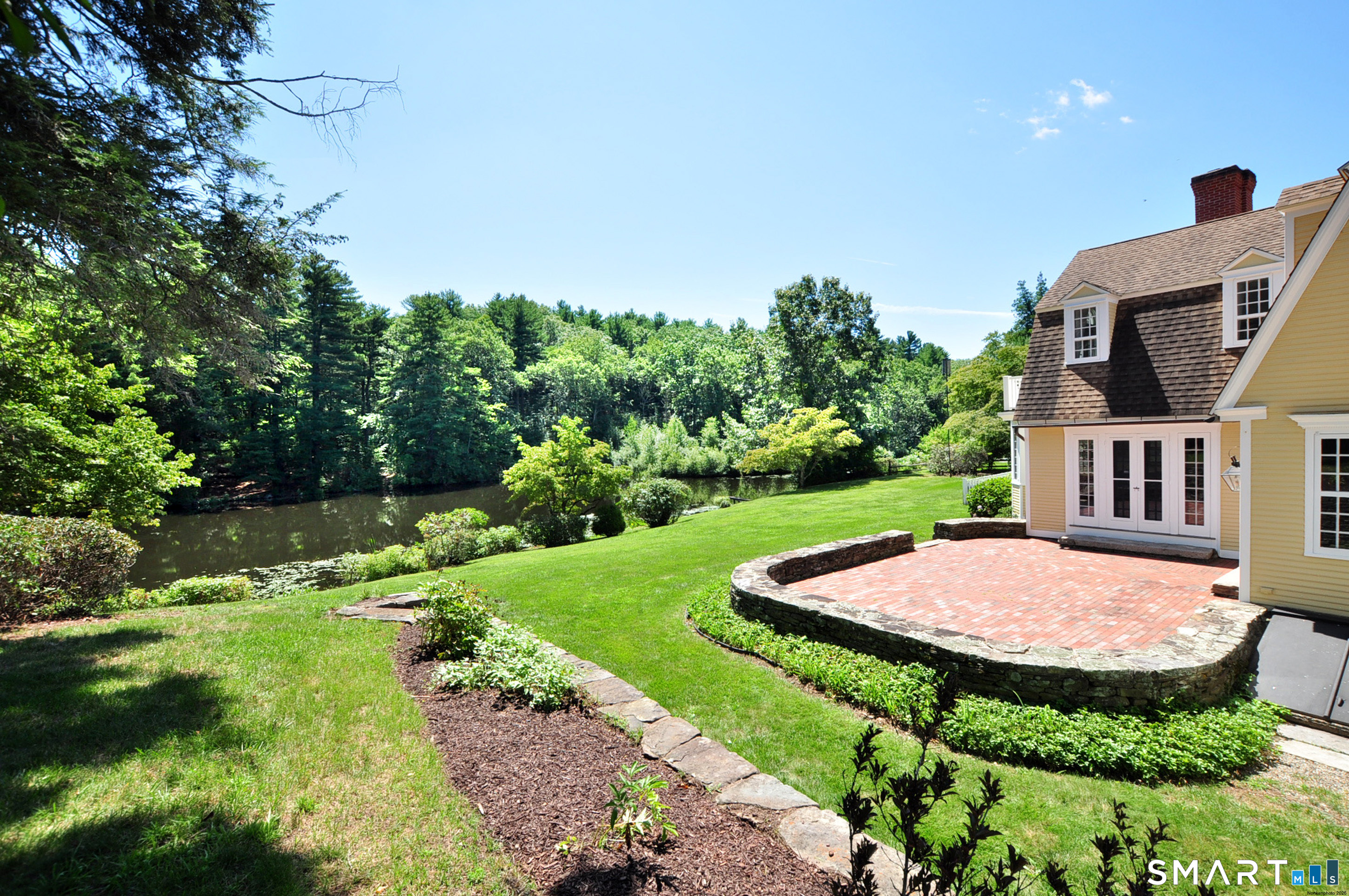 712 Spring Street Manchester CT 06040