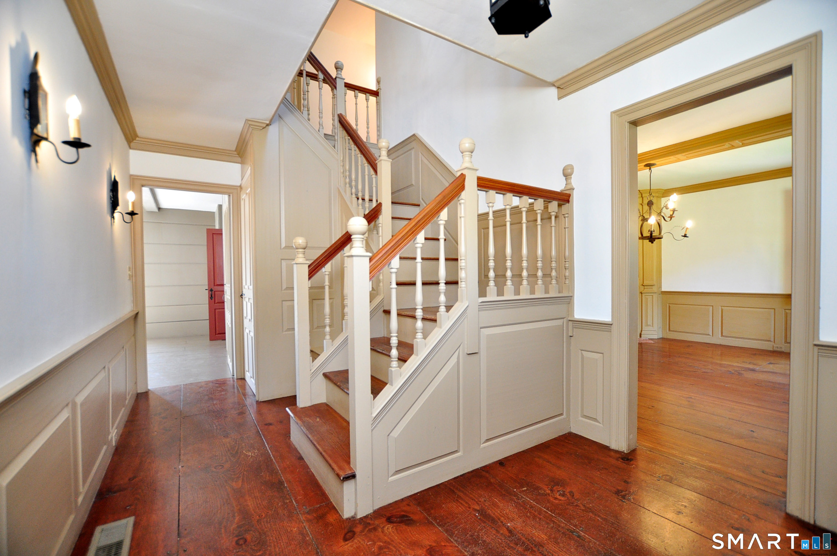 712 Spring Street Manchester CT 06040