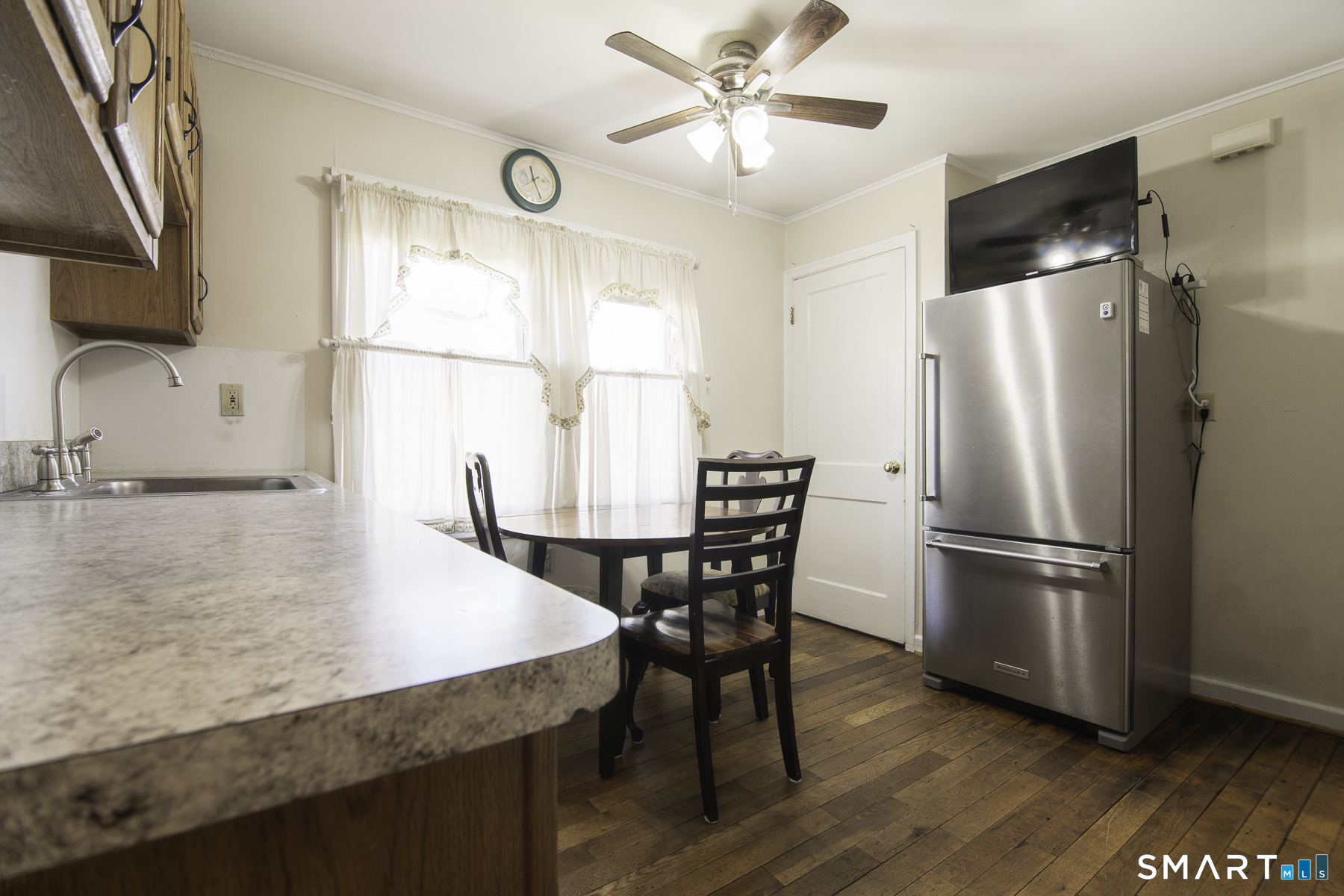 744 Russell Street New Haven CT 06513