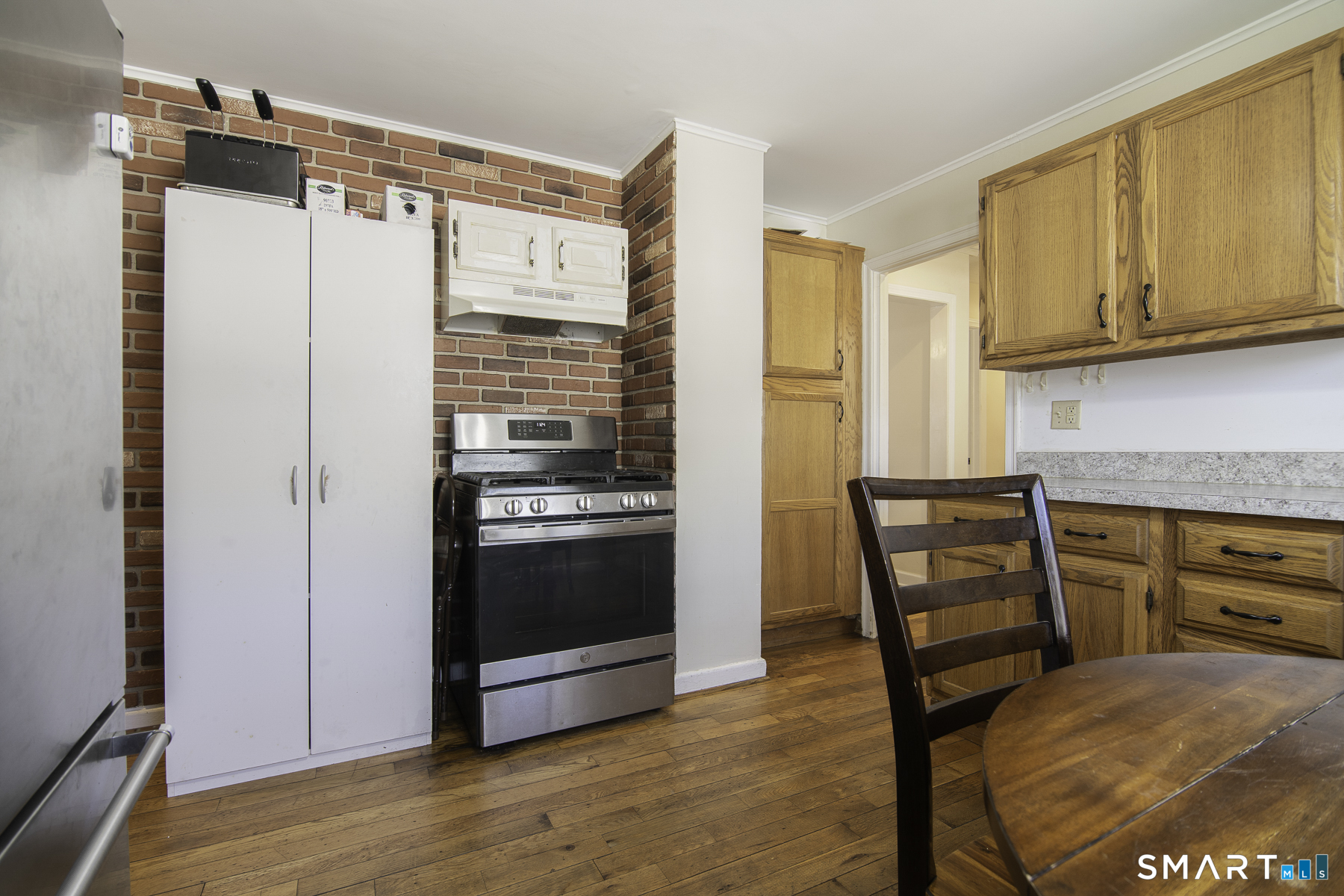 744 Russell Street New Haven CT 06513