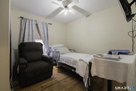 744 Russell Street New Haven CT 06513
