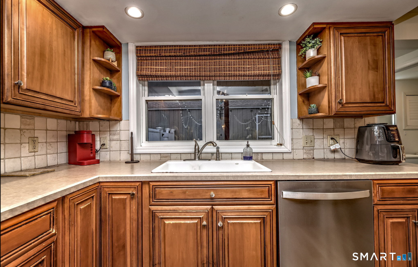 2 Paris Street Milford CT 06460