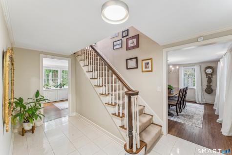 10 Metacomet Road Farmington CT 06032