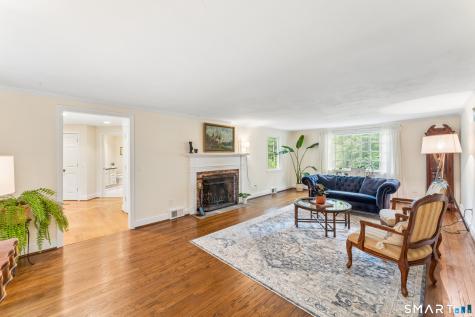 10 Metacomet Road Farmington CT 06032