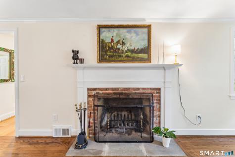 10 Metacomet Road Farmington CT 06032