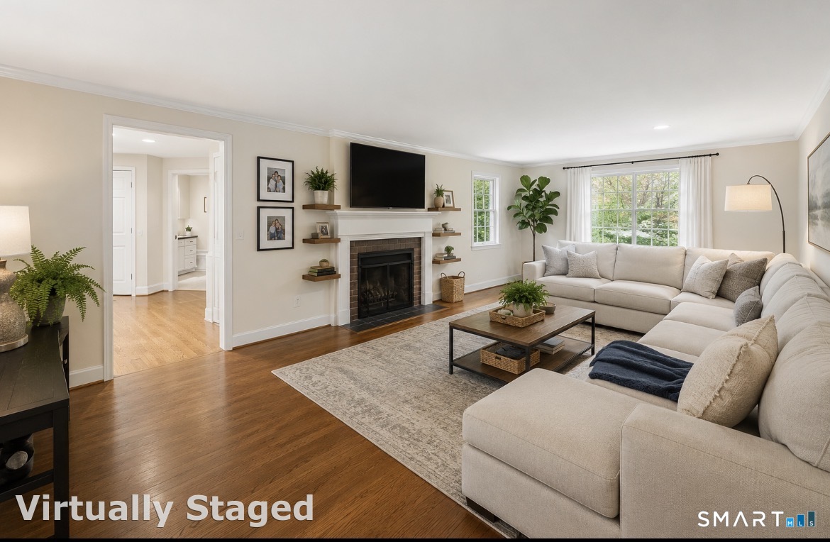 10 Metacomet Road Farmington CT 06032