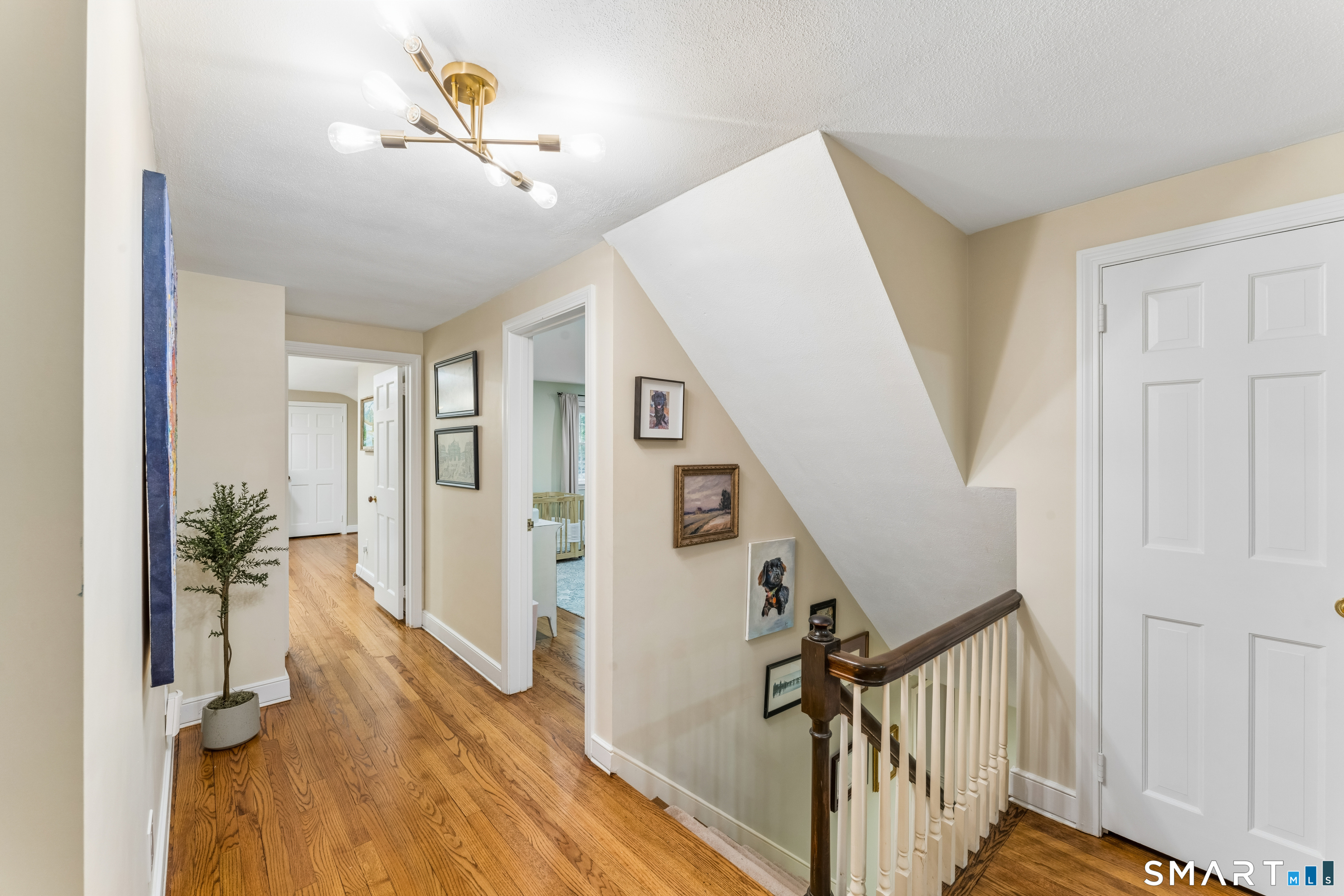 10 Metacomet Road Farmington CT 06032