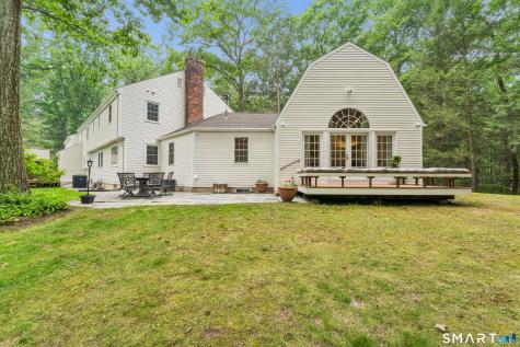 10 Metacomet Road Farmington CT 06032