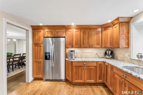 10 Metacomet Road Farmington CT 06032
