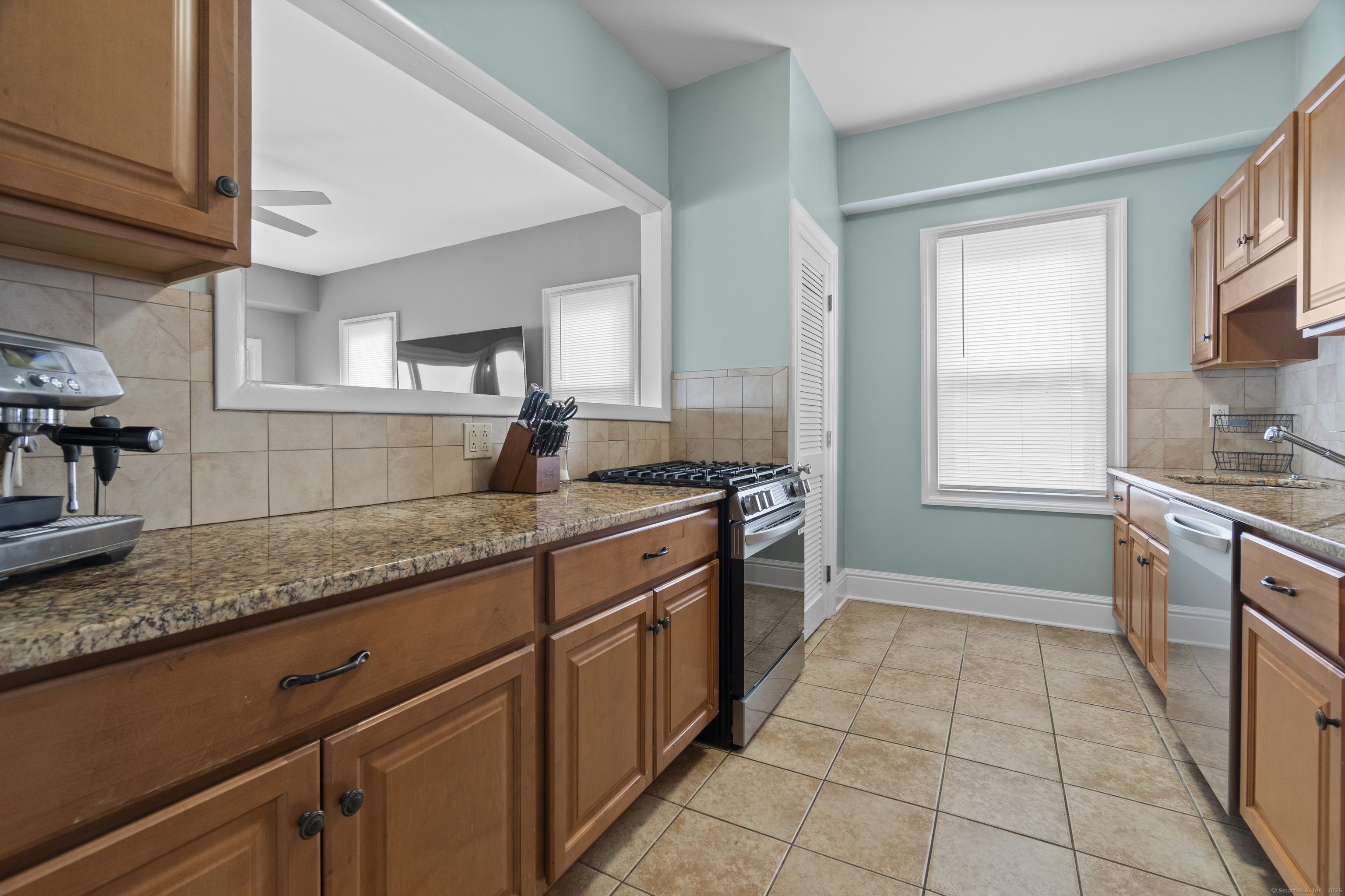 2 Jamaica Court East Haven CT 06512