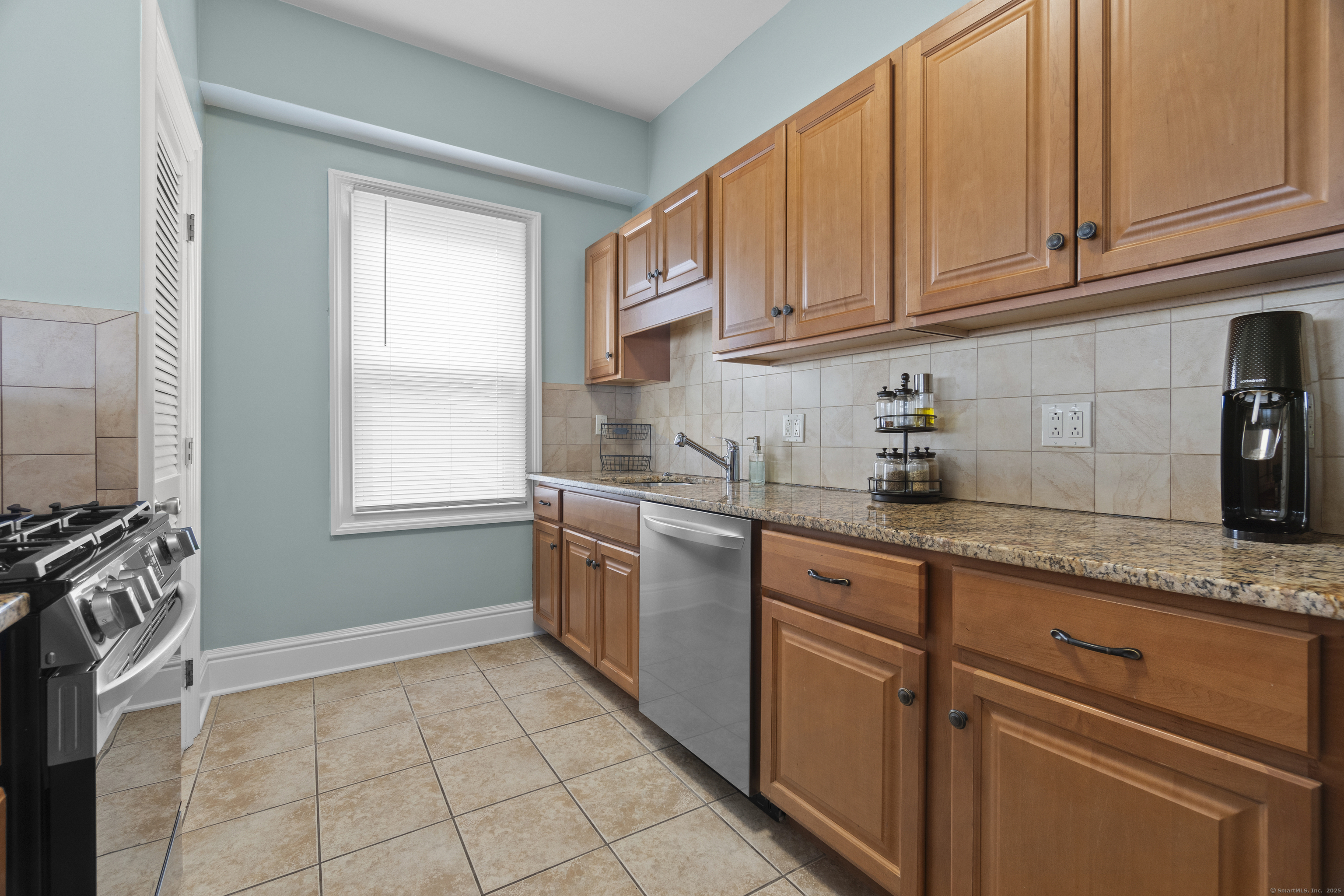 2 Jamaica Court East Haven CT 06512