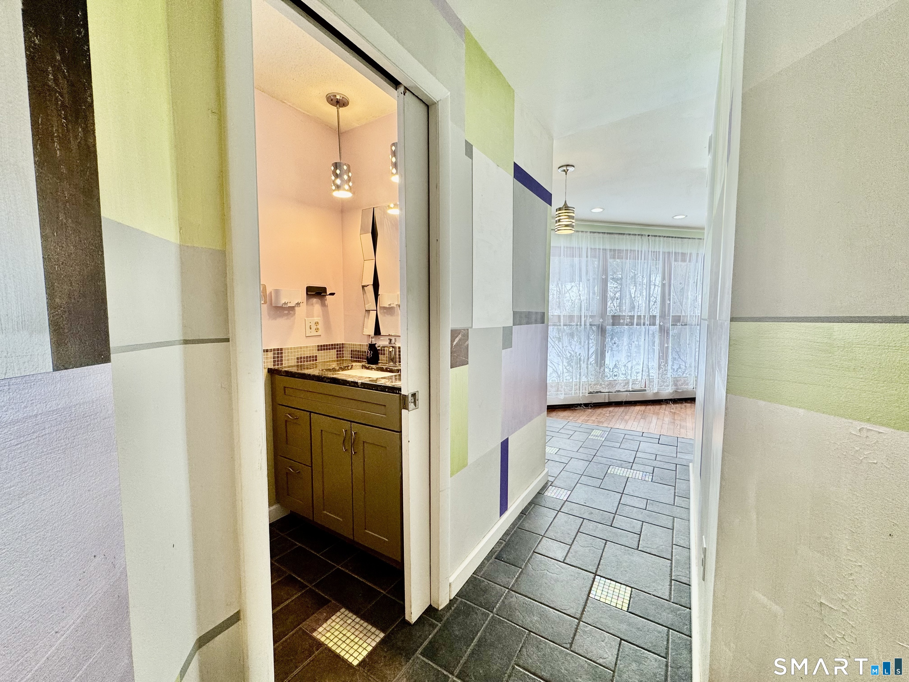 25 Coachman Pike Ledyard CT 06339