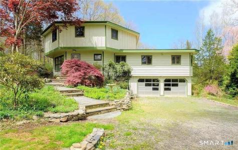 25 Coachman Pike Ledyard CT 06339