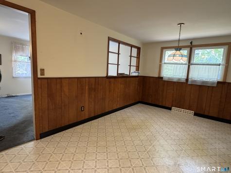 665 Bradley Street East Haven CT 06512