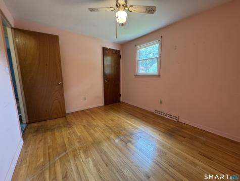 665 Bradley Street East Haven CT 06512