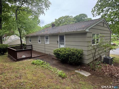 665 Bradley Street East Haven CT 06512