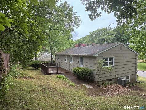 665 Bradley Street East Haven CT 06512