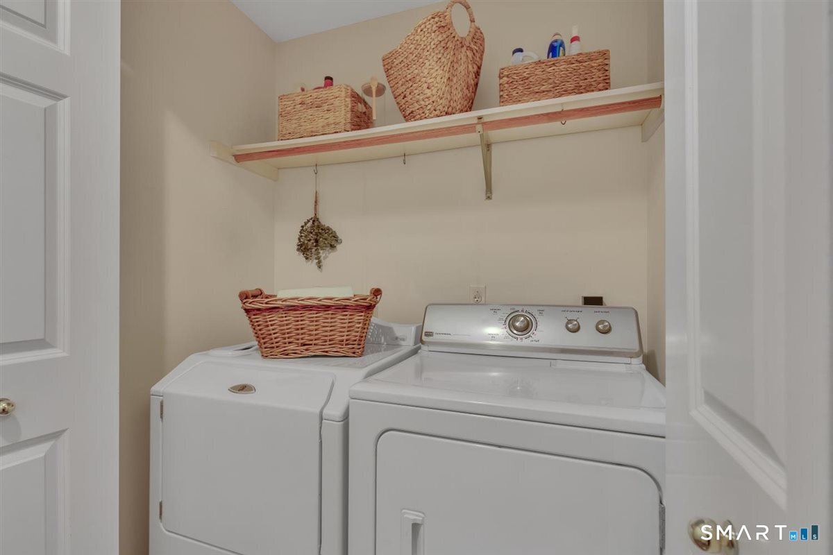 34 Collier Road Wethersfield CT 06109