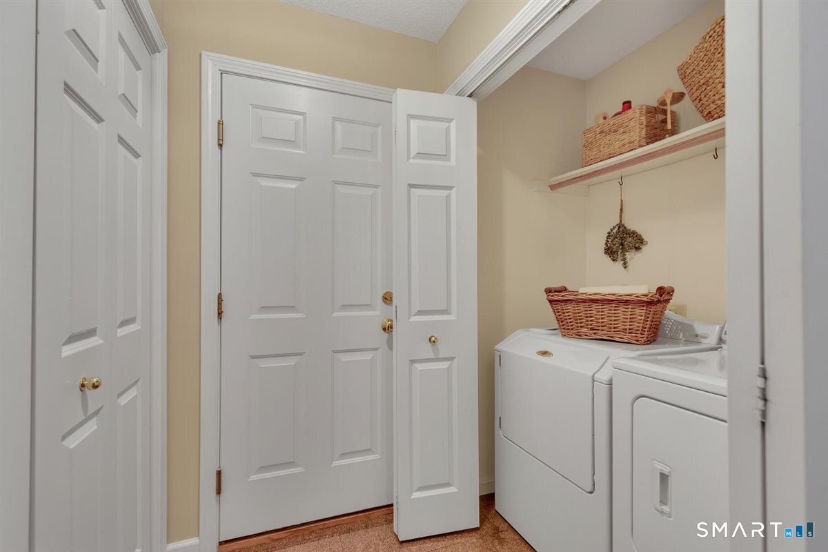 34 Collier Road Wethersfield CT 06109