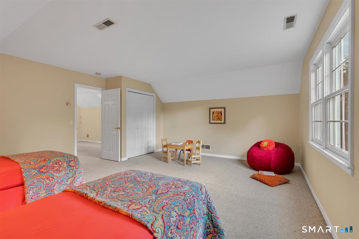 34 Collier Road Wethersfield CT 06109