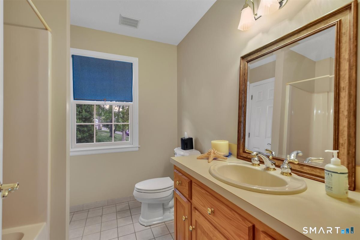 34 Collier Road Wethersfield CT 06109
