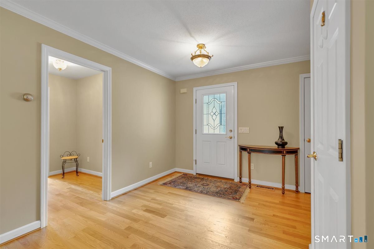 34 Collier Road Wethersfield CT 06109