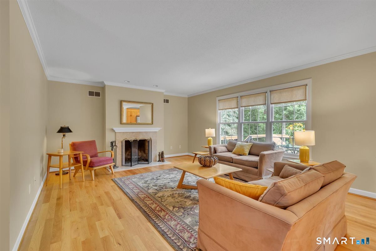 34 Collier Road Wethersfield CT 06109