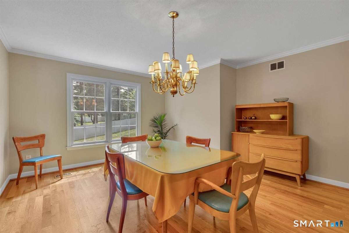 34 Collier Road Wethersfield CT 06109