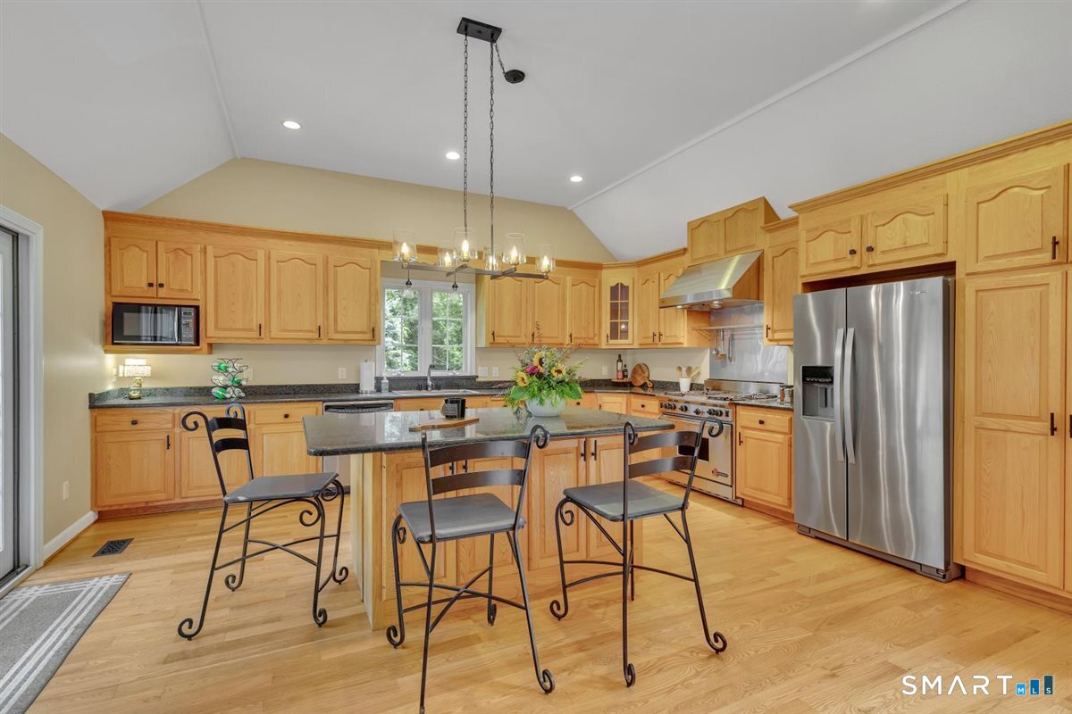 34 Collier Road Wethersfield CT 06109