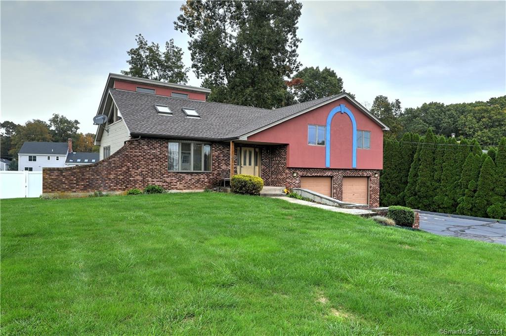 51 Angela Drive East Haven CT 06512