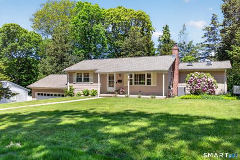 8 Liberty Ridge Clinton CT 06413