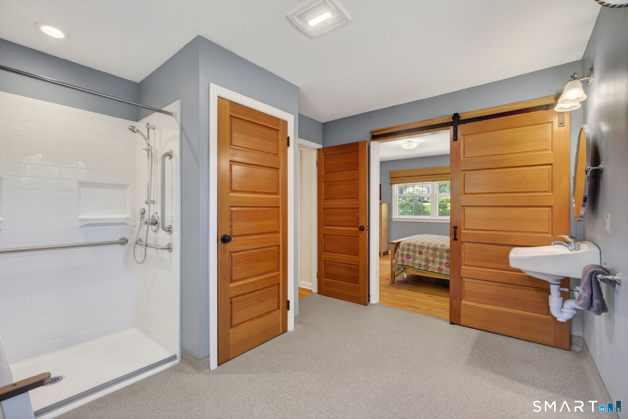 8 Liberty Ridge Clinton CT 06413