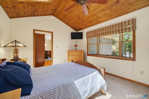 8 Liberty Ridge Clinton CT 06413
