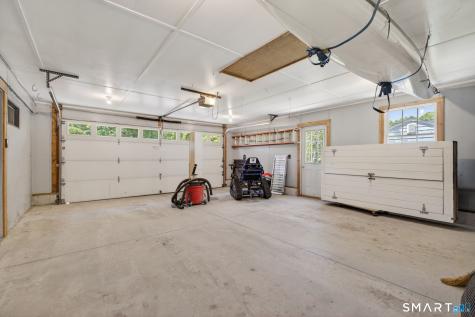 8 Liberty Ridge Clinton CT 06413