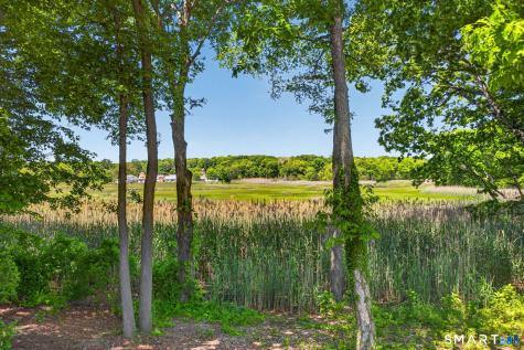 8 Liberty Ridge Clinton CT 06413