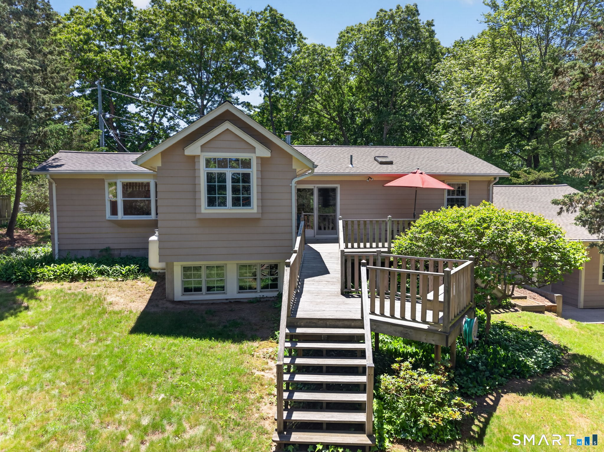 8 Liberty Ridge Clinton CT 06413