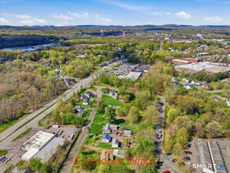 16 Grandview Terrace Portland CT 06480