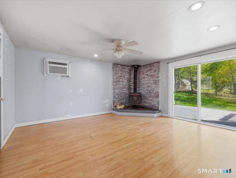 16 Grandview Terrace Portland CT 06480