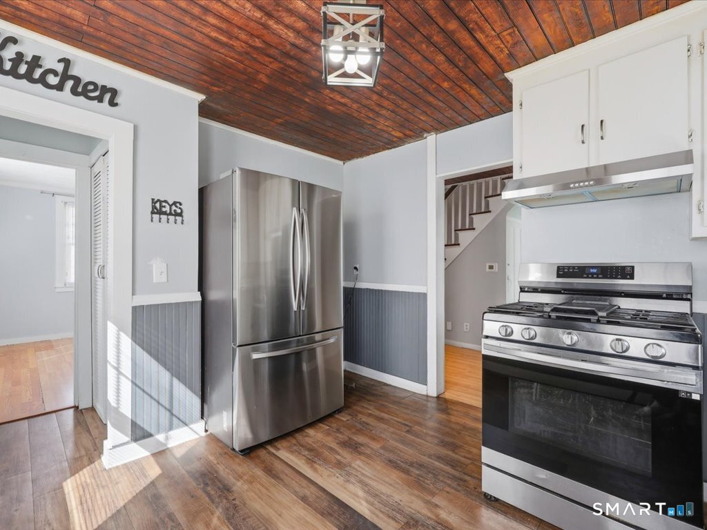 16 Grandview Terrace Portland CT 06480