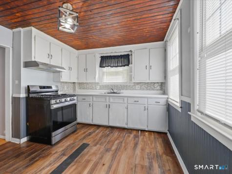 16 Grandview Terrace Portland CT 06480