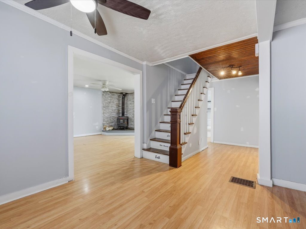 16 Grandview Terrace Portland CT 06480