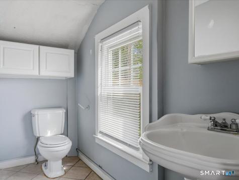 16 Grandview Terrace Portland CT 06480