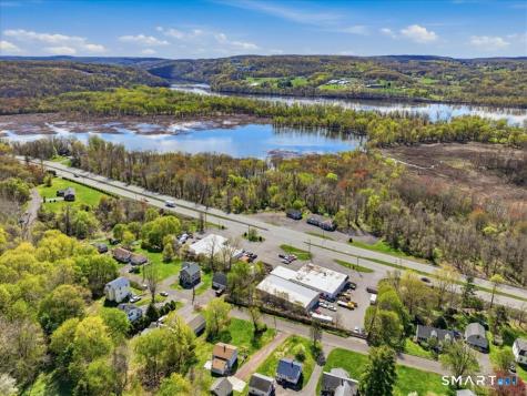 16 Grandview Terrace Portland CT 06480
