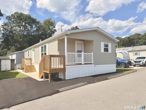22 Loring Court Wallingford CT 06492