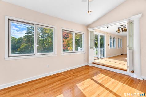 211 Phipps Drive West Haven CT 06516