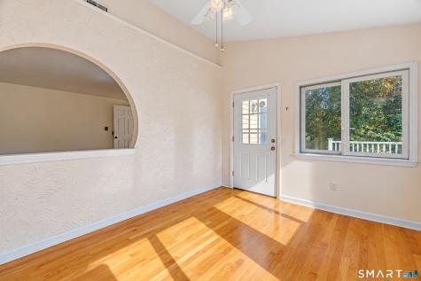 211 Phipps Drive West Haven CT 06516