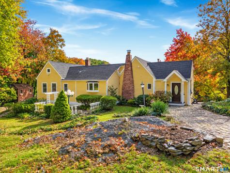 211 Phipps Drive West Haven CT 06516