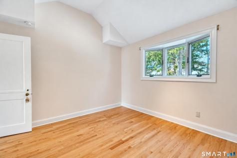 211 Phipps Drive West Haven CT 06516