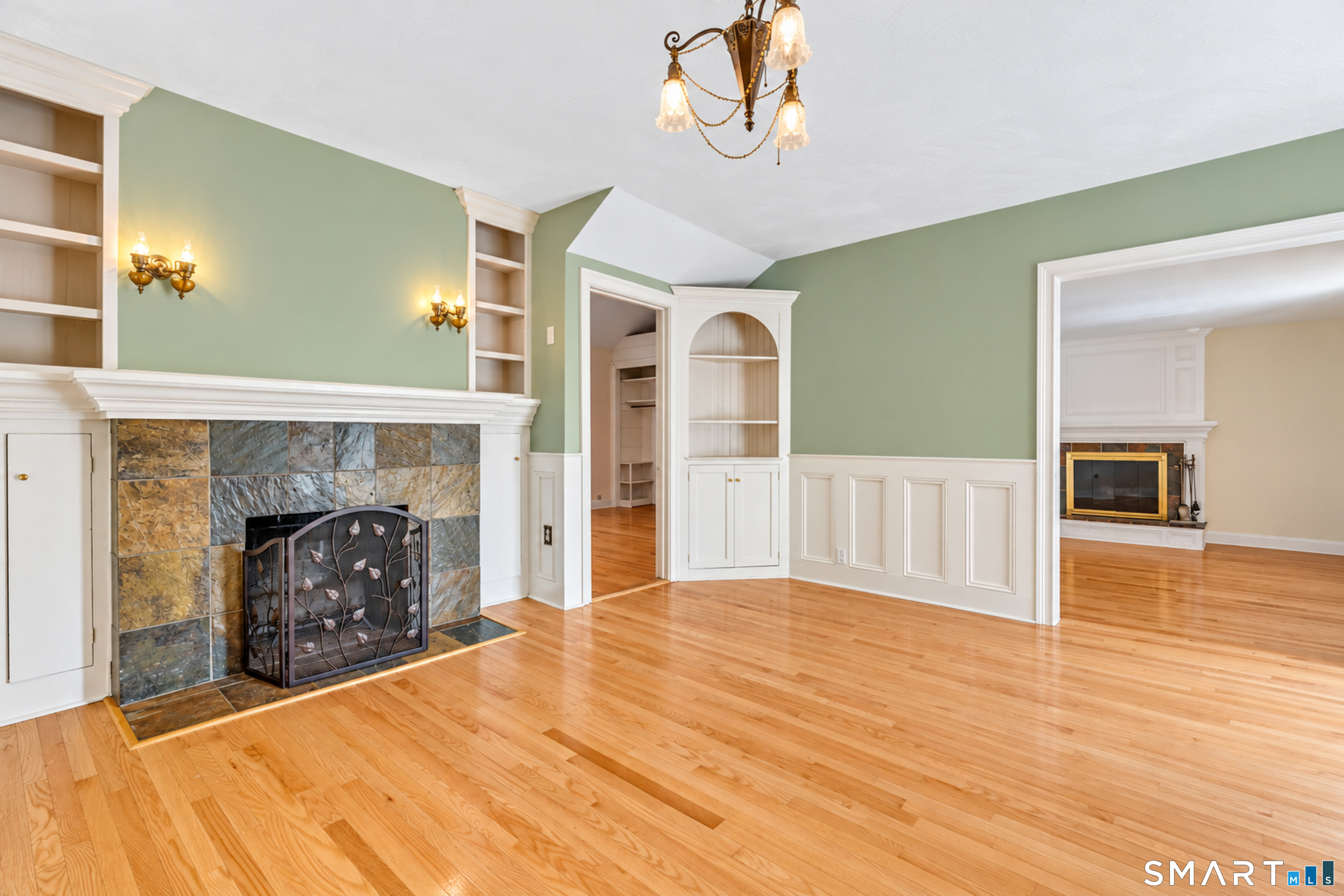 211 Phipps Drive West Haven CT 06516