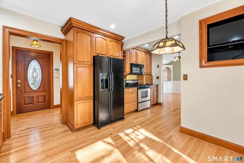211 Phipps Drive West Haven CT 06516